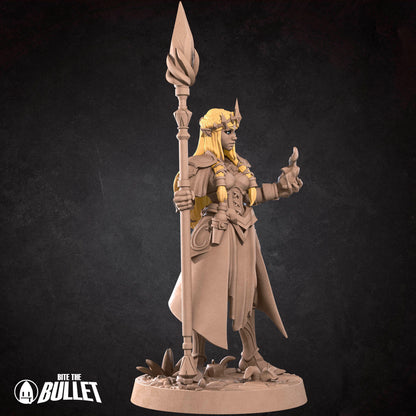 Zeruda, Elven Princess (2 Vers.)